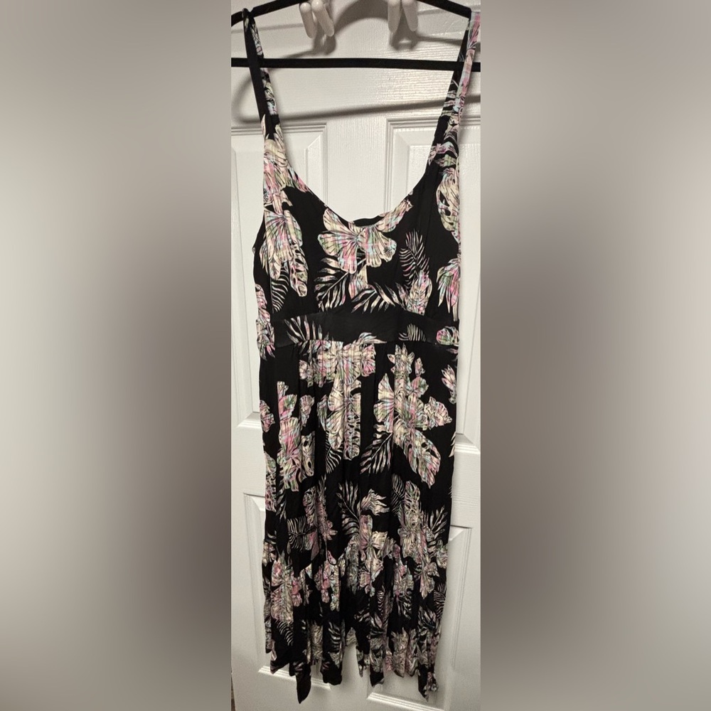 NWT Torrid Black Tropics Dress